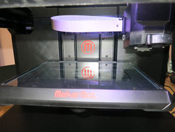 Новинка выставки CES 2014 в Лас-Вегасе 3D принтер MakerBot Replicator (5th Generation) Новинка выставки CES 2014 в Лас-Вегасе 3D принтер MakerBot Replicator (5th Generation)