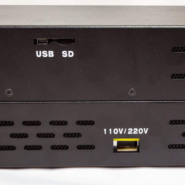 Разъем micro-SD сдвинут на 3 мм Разъем micro-SD сдвинут на 3 мм