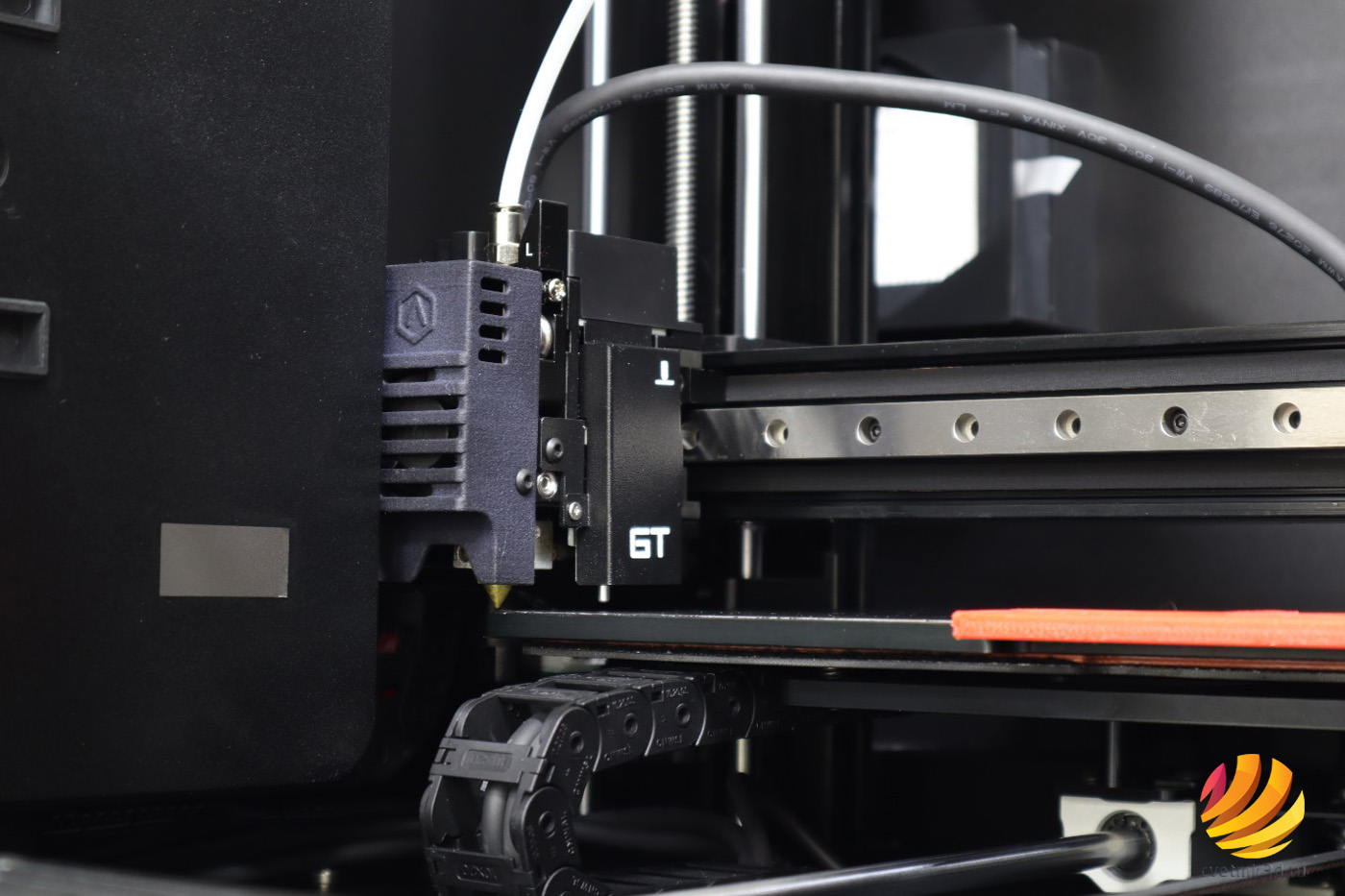 obzor_3d-printer_raise3d_e2_image18.jpeg obzor_3d-printer_raise3d_e2_image18.jpeg