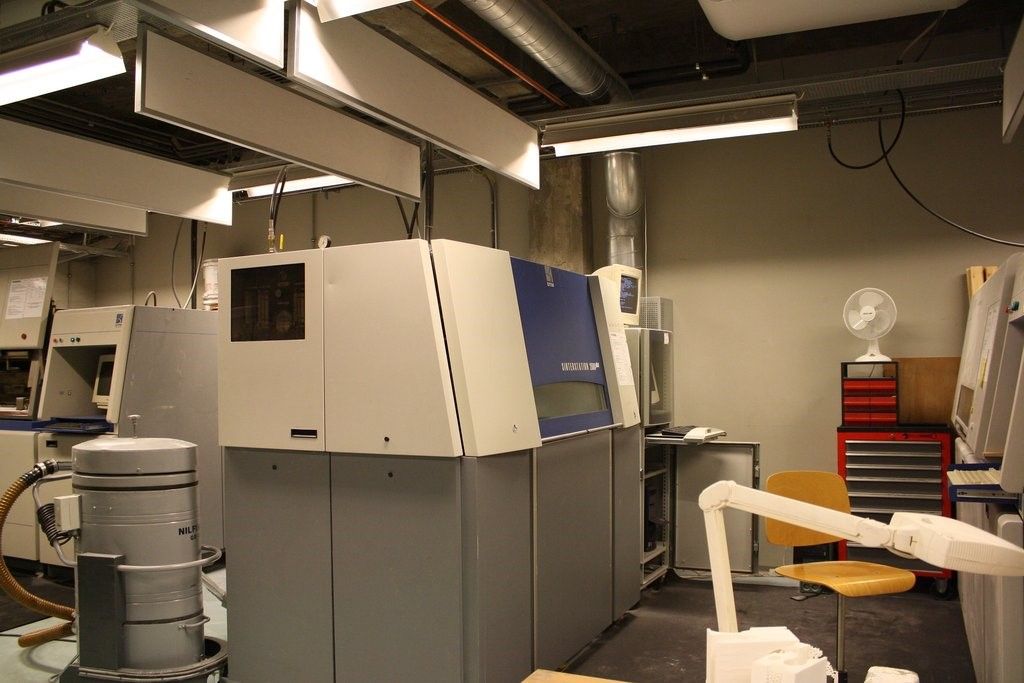first_huge_printers.jpg first_huge_printers.jpg