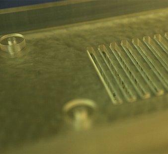 Фотополимерная смола HARZ Labs Industrial High Temp, натуральная (0.5 кг)